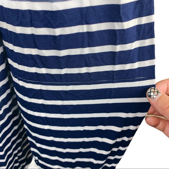 Tart Navy Stripe Off-the-Shoulder Top Size Medium - Picture 14 of 14